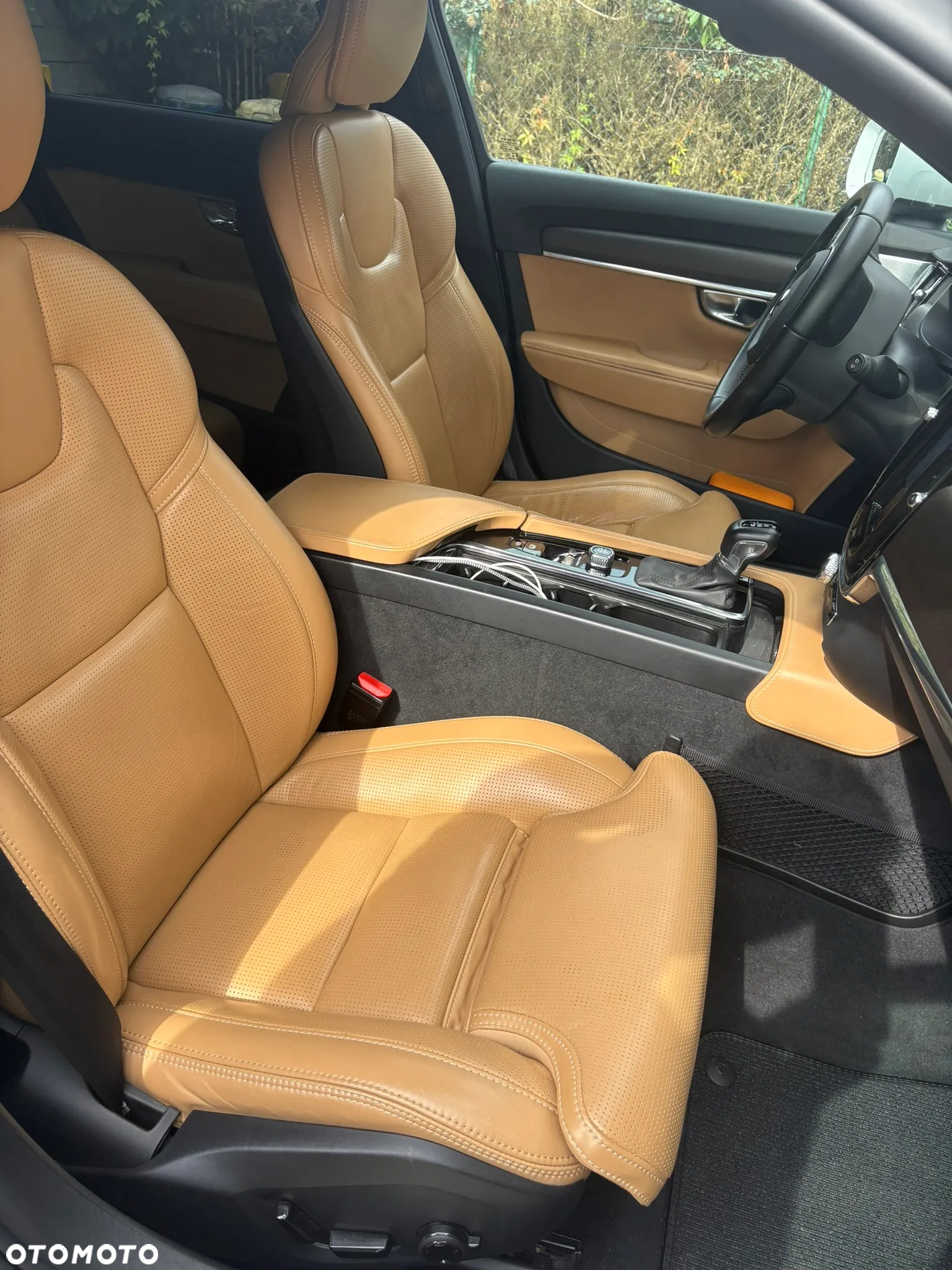 Volvo V90 D5 SCR AWD Momentum Pro - 13