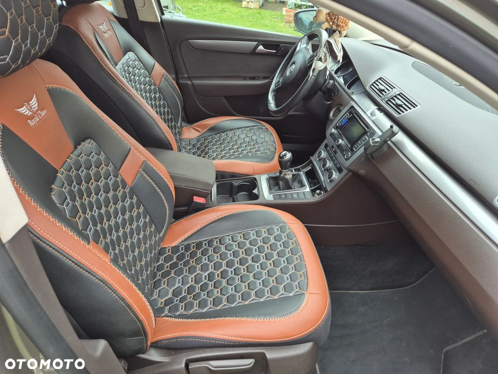Volkswagen Passat 2.0 TDI Comfortline - 7