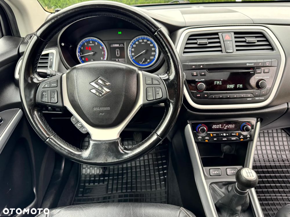 Suzuki SX4 S-Cross 1.6 Premium Plus 4WD - 8