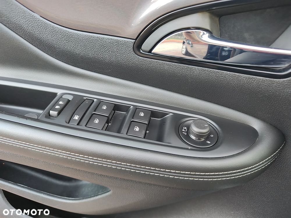 Opel Mokka 1.6 CDTI Cosmo S&S - 32