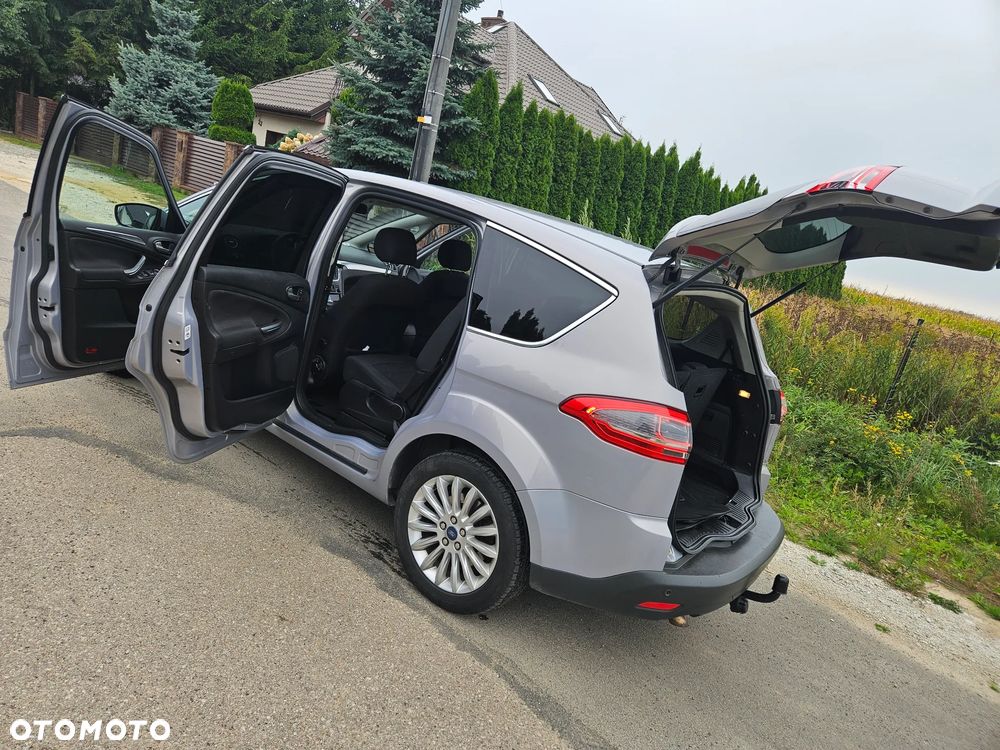 Ford S-Max - 10