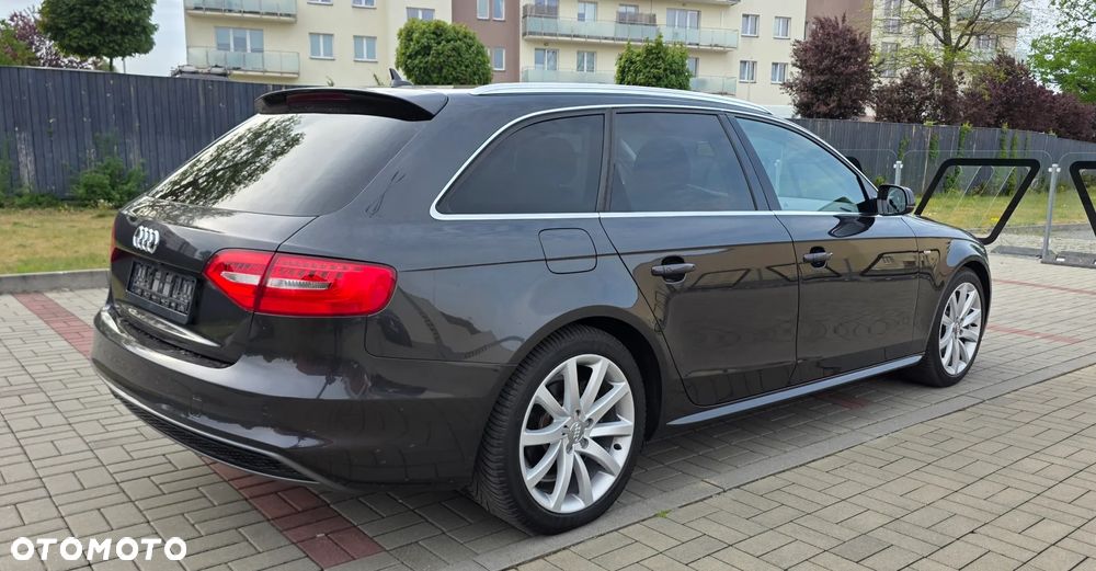 Audi A4 Avant 2.0 TDI DPF S line Sportpaket - 6