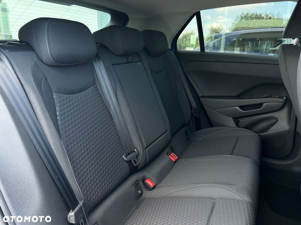 Volkswagen T-Roc - 8
