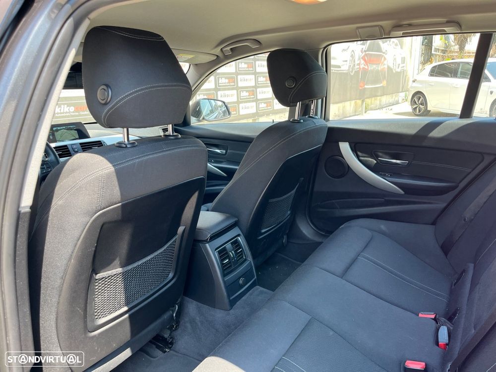 BMW 318 d Line Luxury Auto - 22