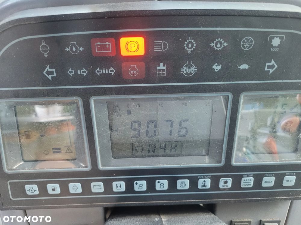 Ford 8340 - 10