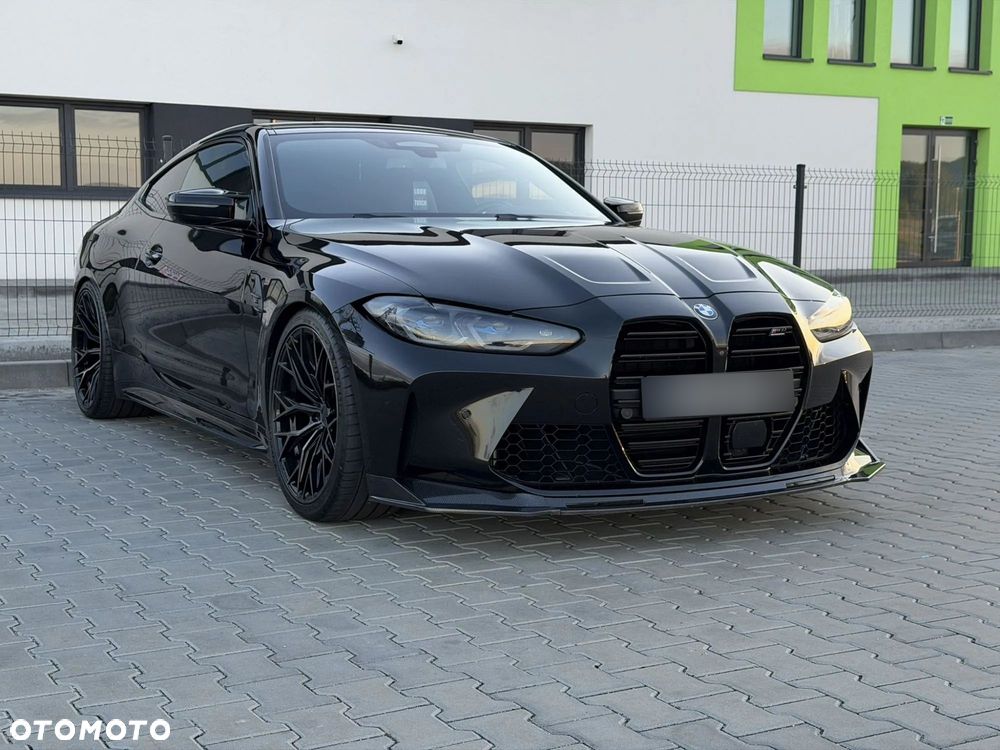 BMW M4 Competition - 4