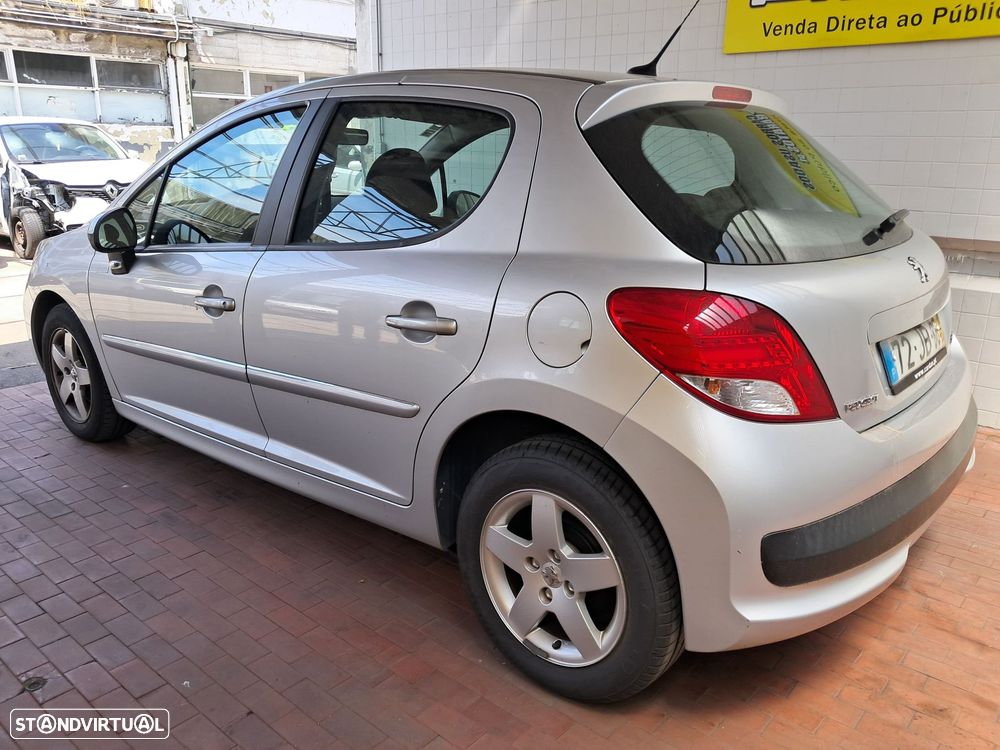 Peugeot 207 1.4 16V Active - 12