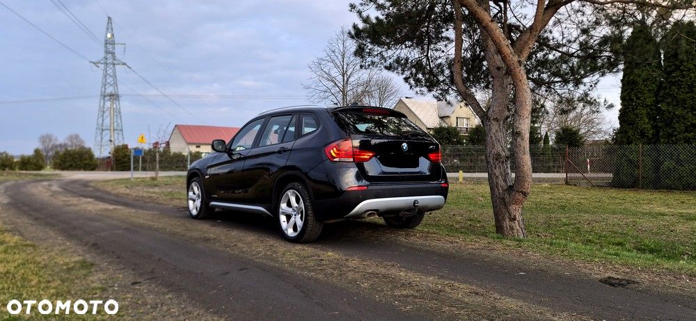 BMW X1 sDrive18d xLine - 8
