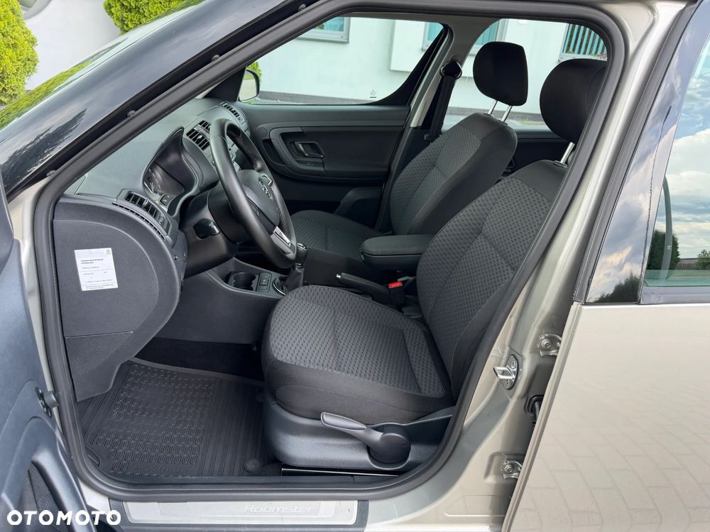 Skoda Roomster 1.4 16V Elegance - 11