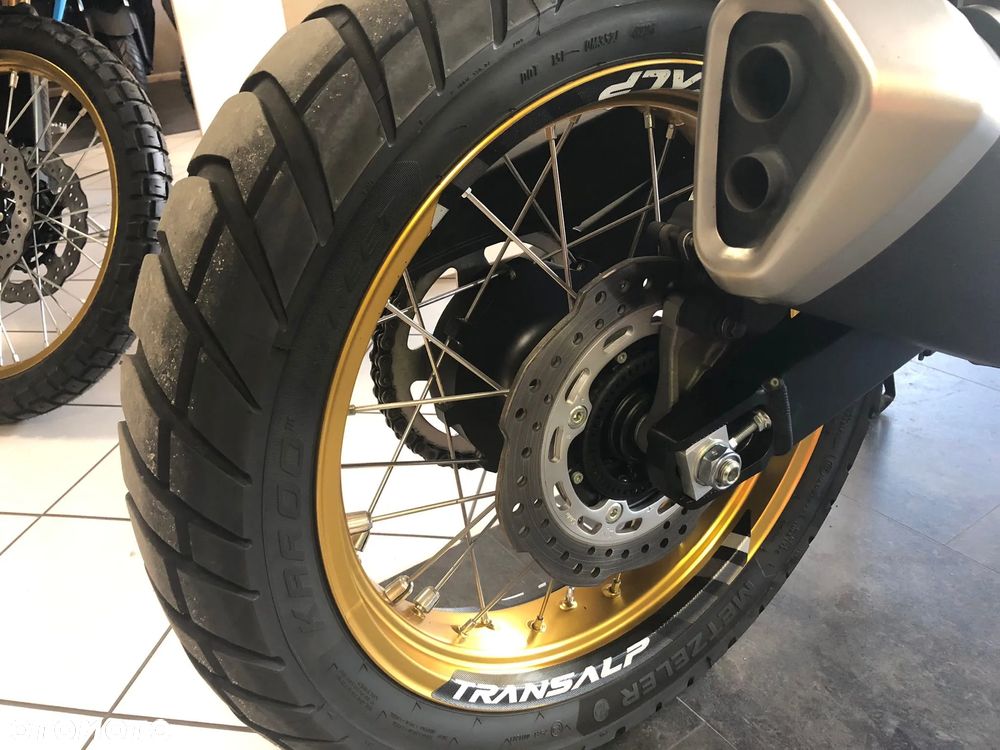 Honda Transalp - 12