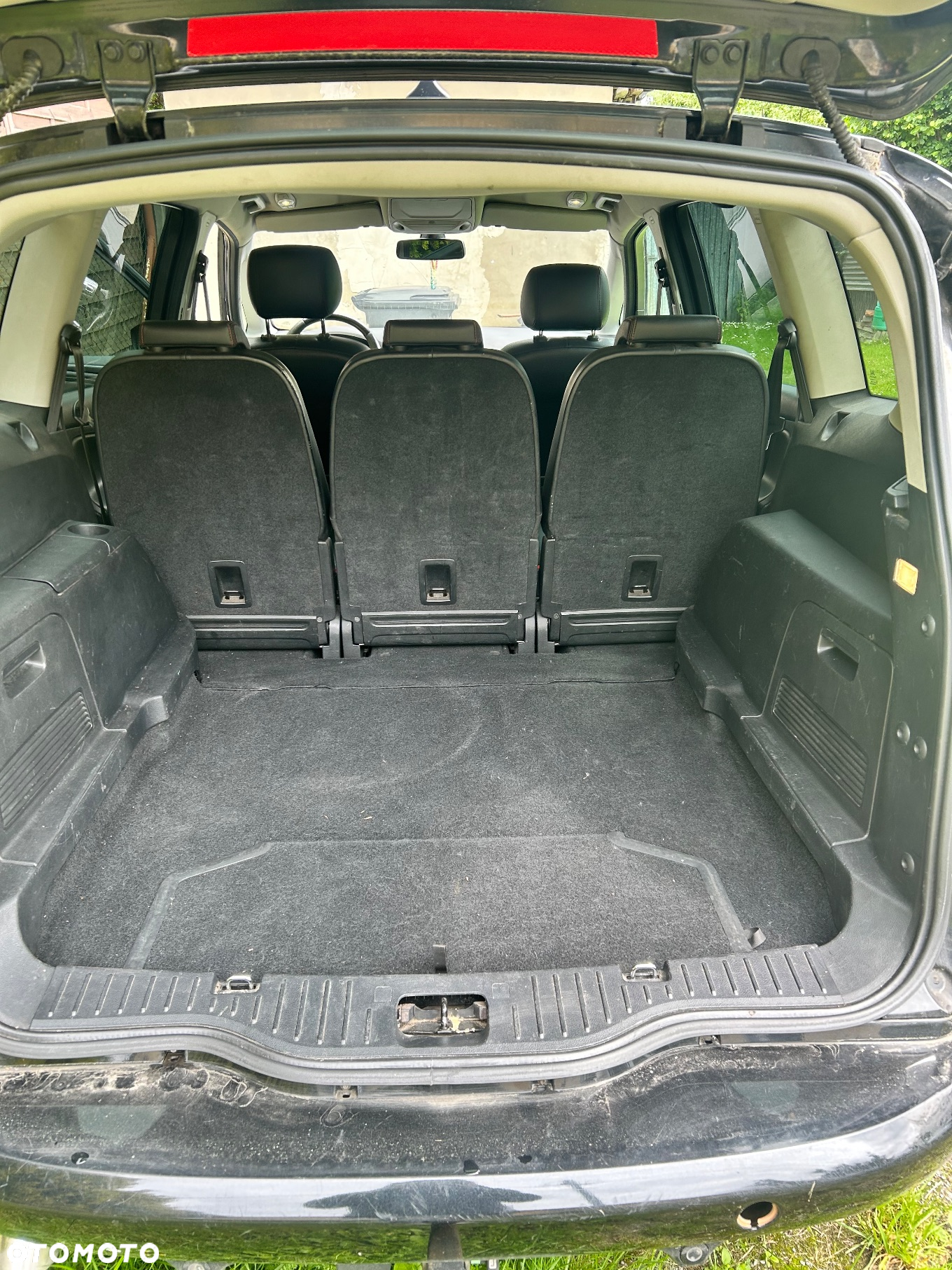 Ford S-Max - 8