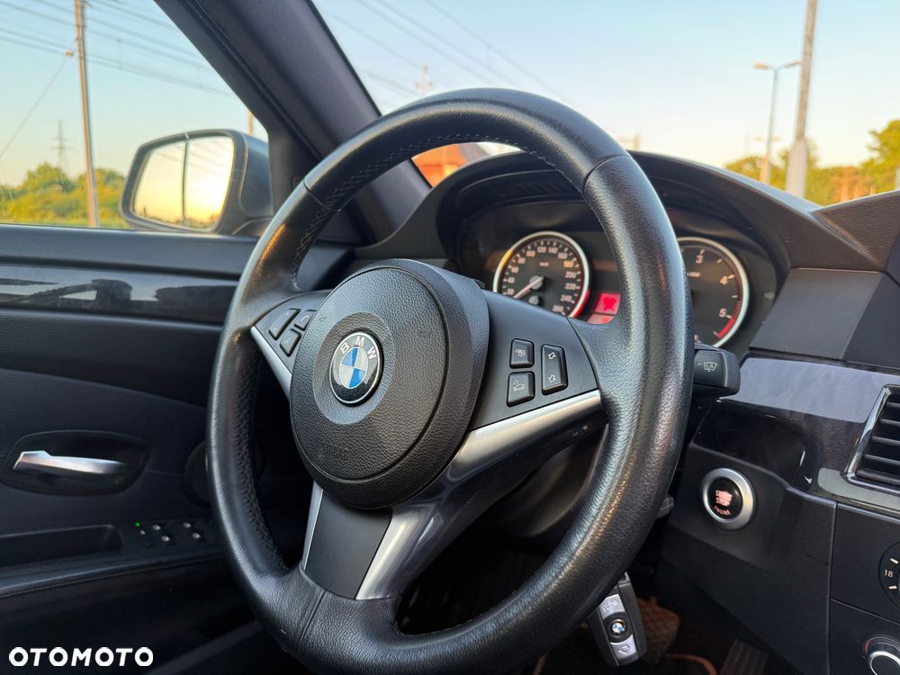 BMW Seria 5 - 13