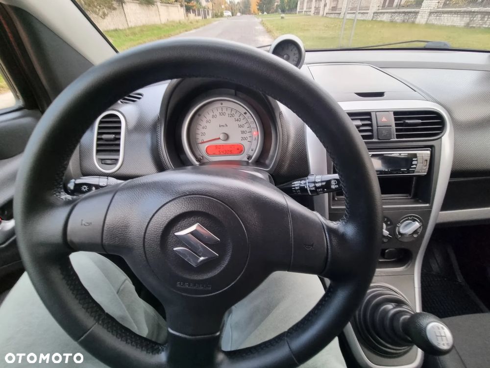 Suzuki Splash 1.0 Basic - 19