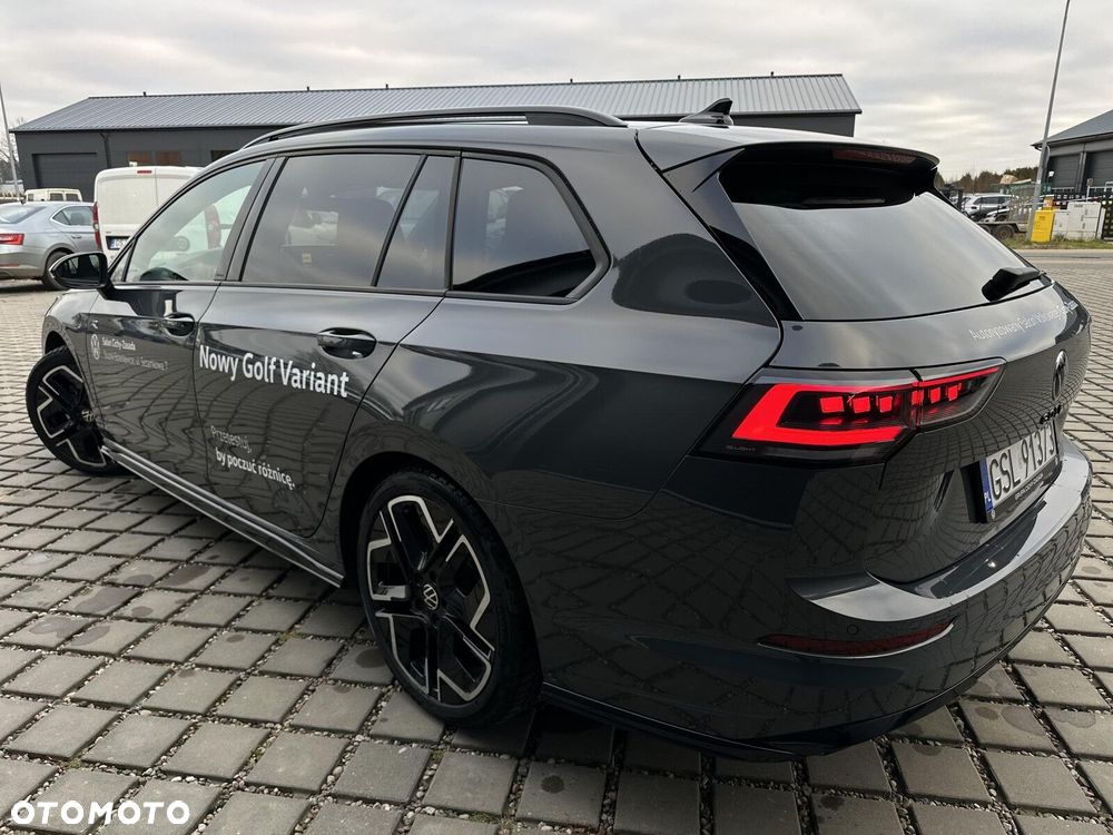 Volkswagen Golf Variant - 22