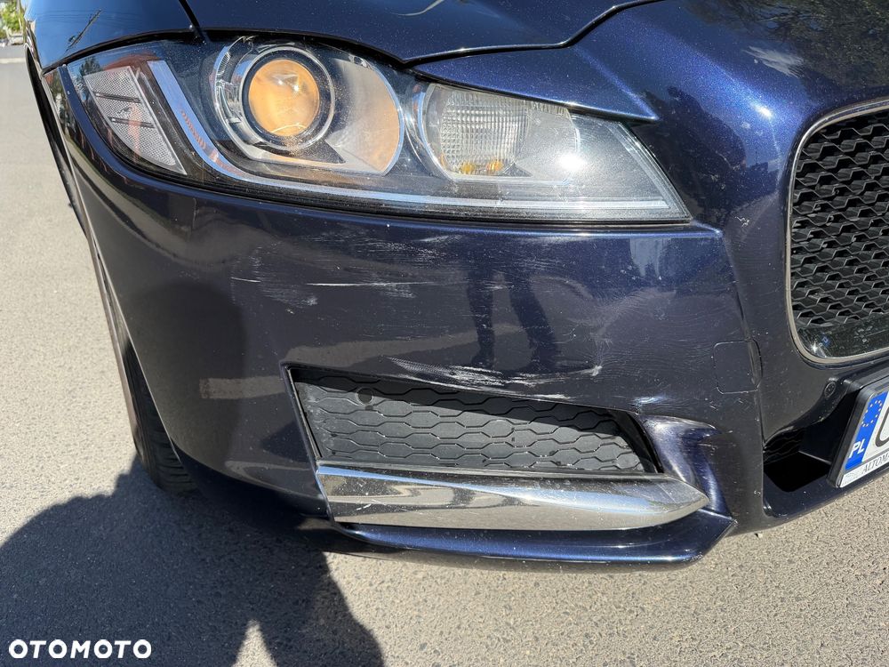 Jaguar XF 2.0 i4D Pure - 10