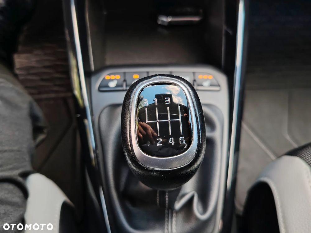 Kia Stonic 1.0 T-GDI MHEV L Business Line - 21