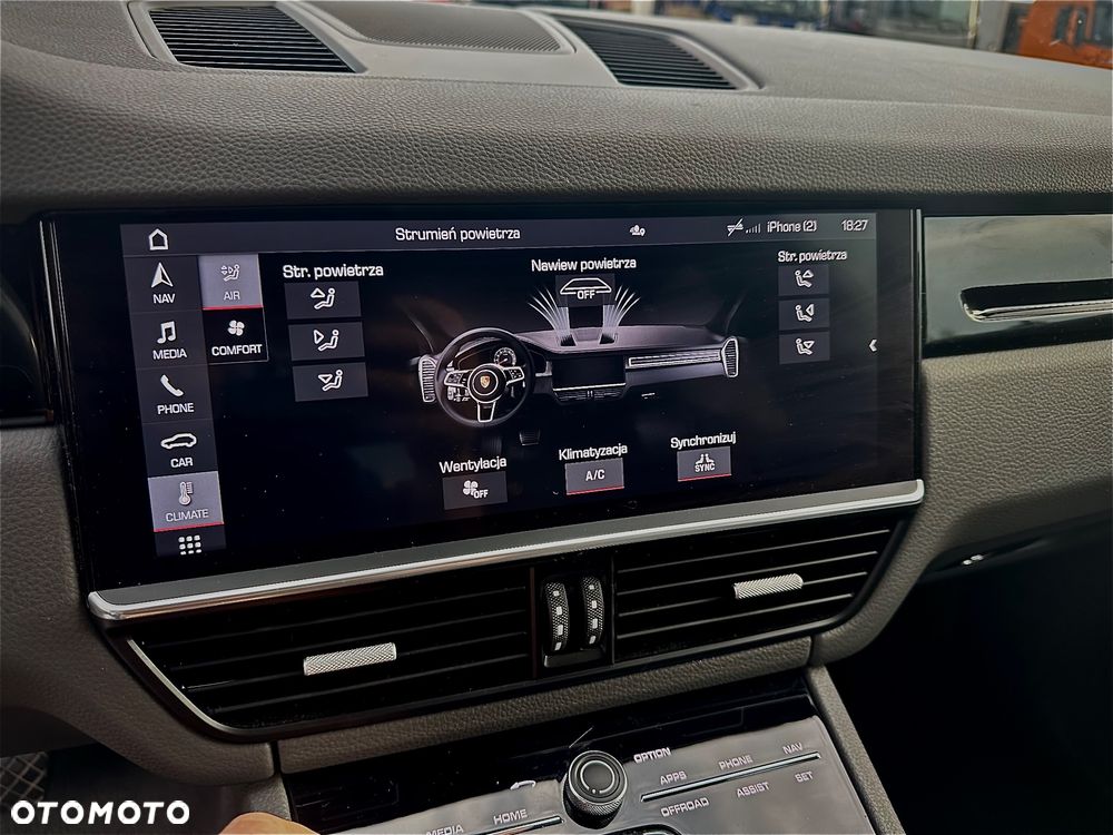 Porsche Cayenne Standard - 21