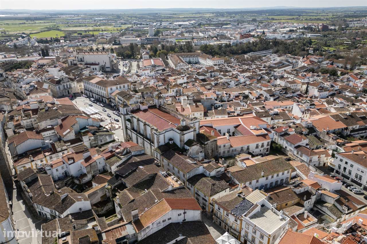 Espaço Comercial com 60 m² no Centro Histórico de Évora - Grande imagem: 2/14