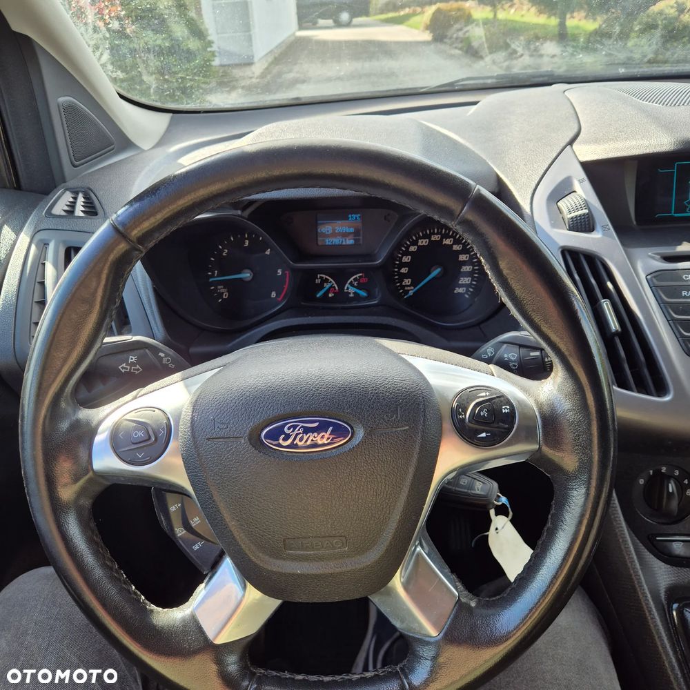 Ford Transit Connect - 11