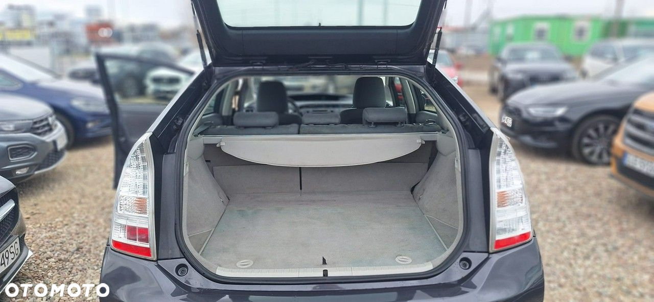 Toyota Prius - 19