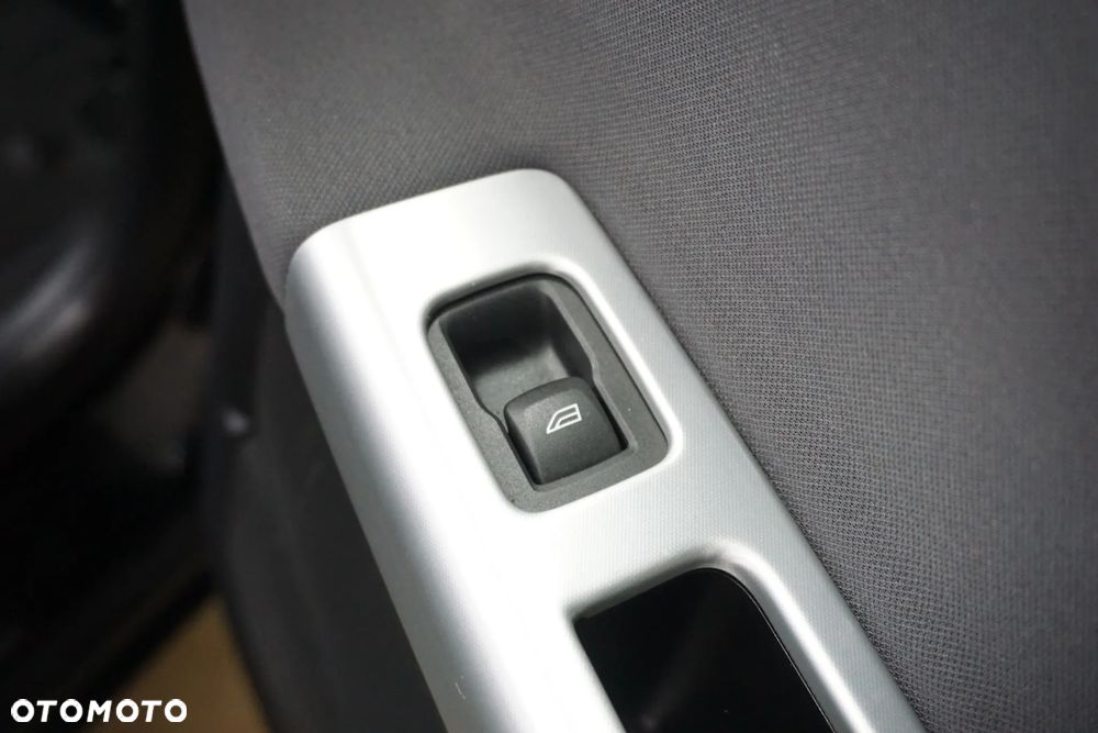 Volvo V50 D2 Kinetic - 26