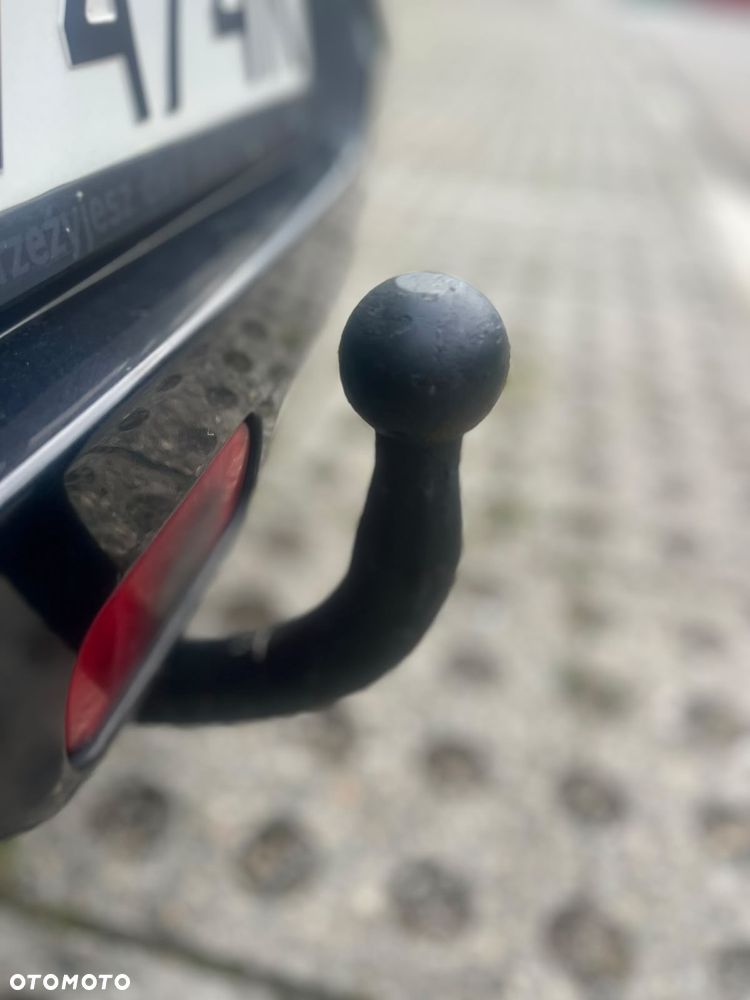 Suzuki Swift 1.3 Sakura - 11