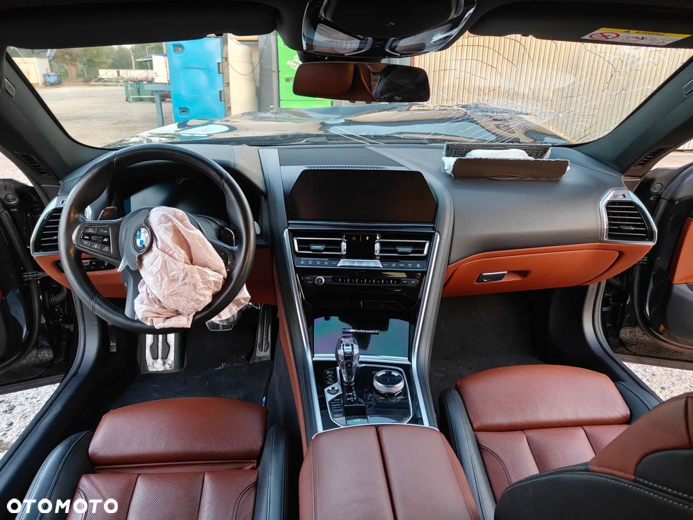 BMW Seria 8 - 8