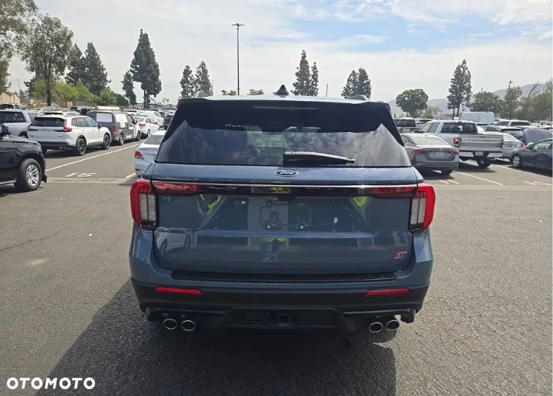 Ford Explorer - 6