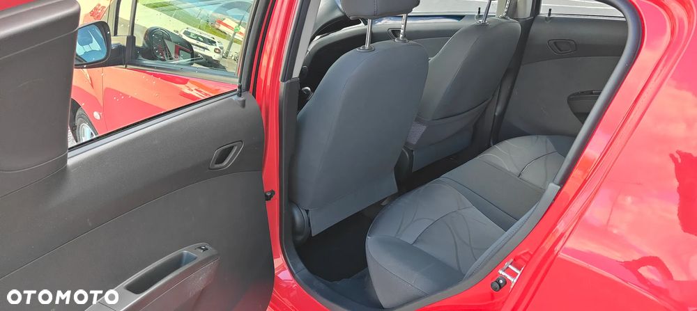 Chevrolet Spark 1.2 LS+ - 37