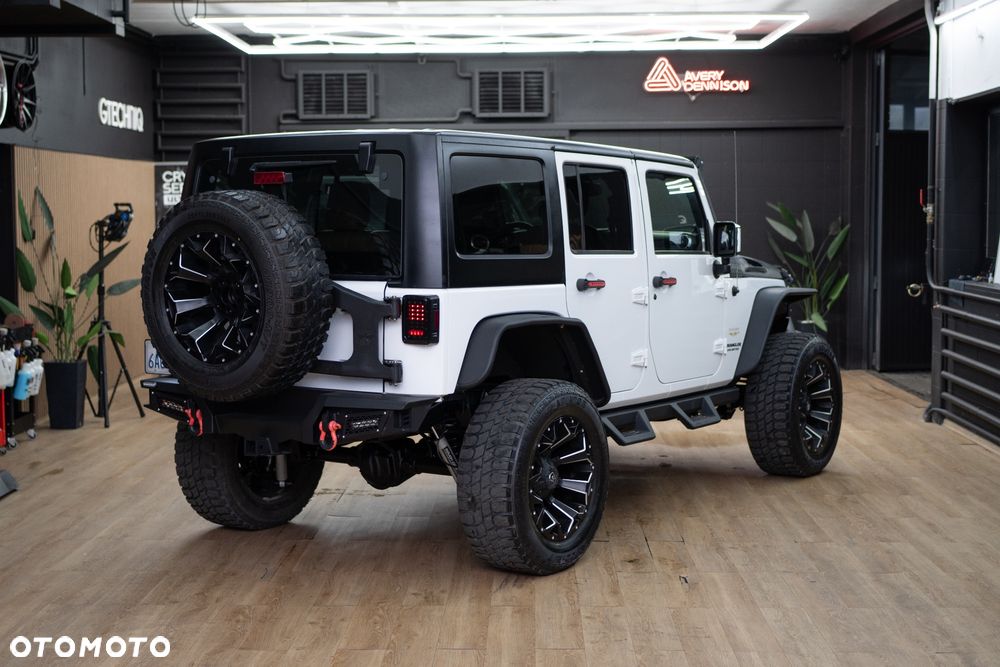 Jeep Wrangler 3.6 X - 28