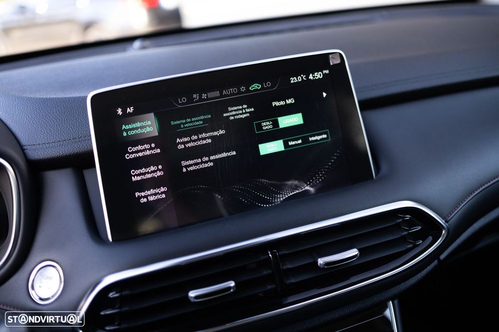 MG EHS 1.5 T-GDI Plug-in Hybrid Luxury - 16