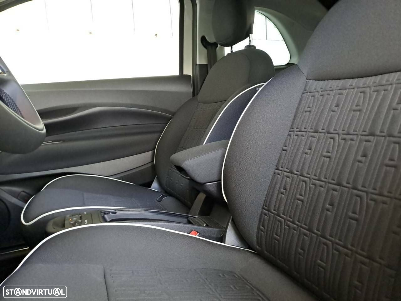 Fiat 500e C - 9