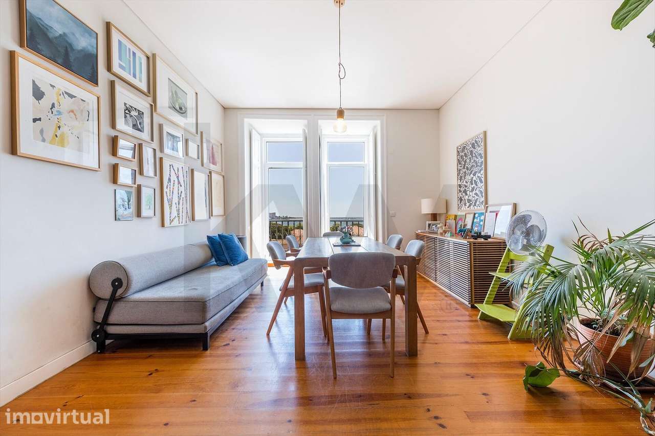 Apartamento T3 em Algés com Vista Rio e Muita Luz - Grande imagem: 4/24