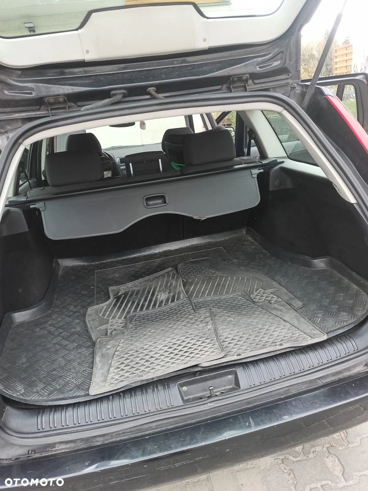 Ford Mondeo 1.8 Trend / Trend+ - 26
