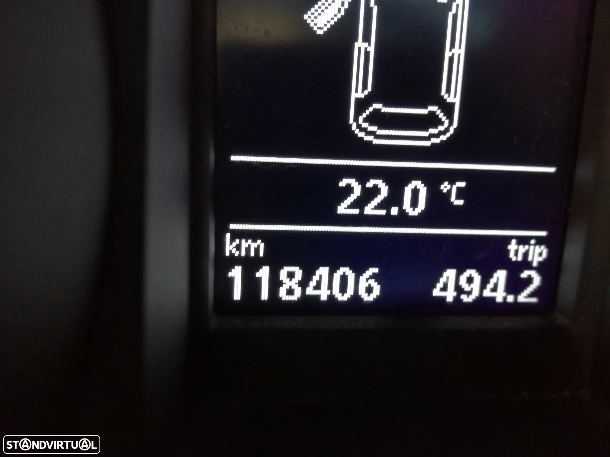 VW Golf 2.0 TDi Highline - 25