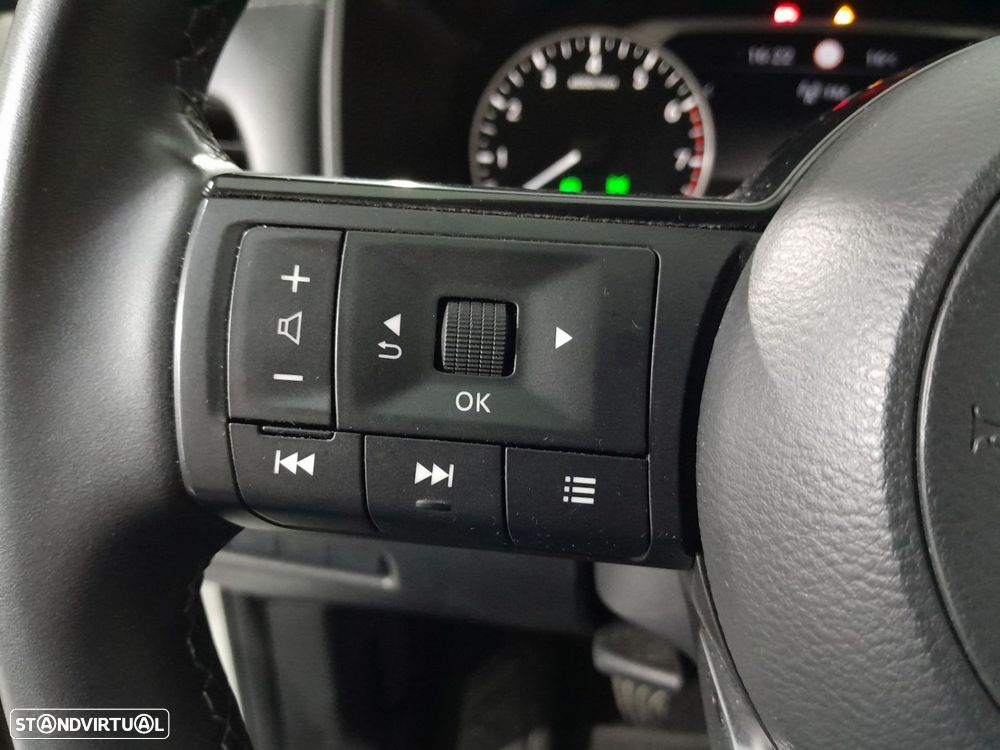 Nissan Qashqai 1.3 DIG-T Acenta LED+R - 10