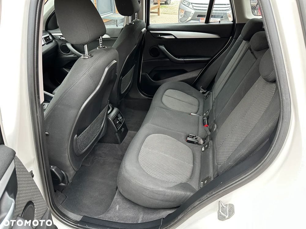 BMW X1 - 21