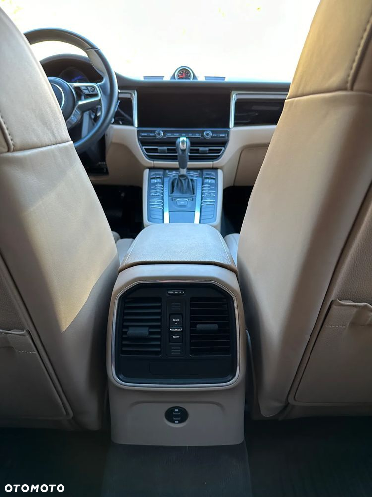 Porsche Macan PDK - 16