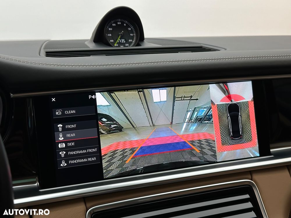 Porsche Panamera - 14