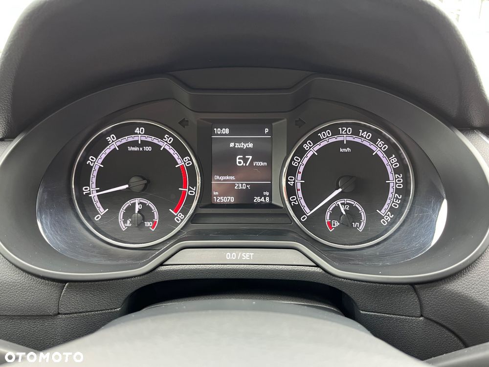 Skoda Octavia 1.4 TSI Ambition DSG - 9