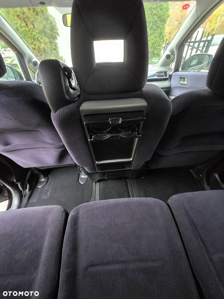 Honda FR-V 1.8 Executive - 11