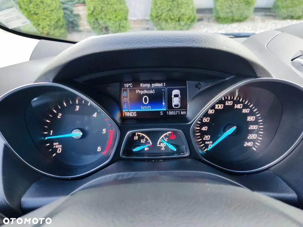 Ford Kuga 2.0 TDCi AWD Titanium - 12