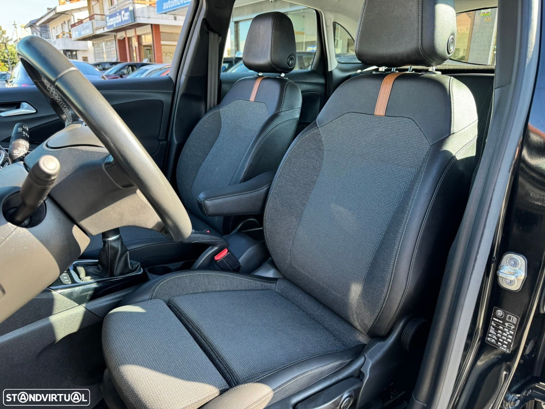 Opel Crossland 1.2 Elegance - 7