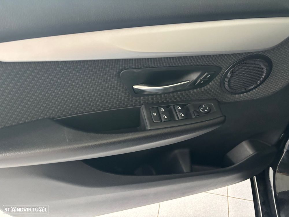 BMW 216 Active Tourer d Advantage Auto - 18