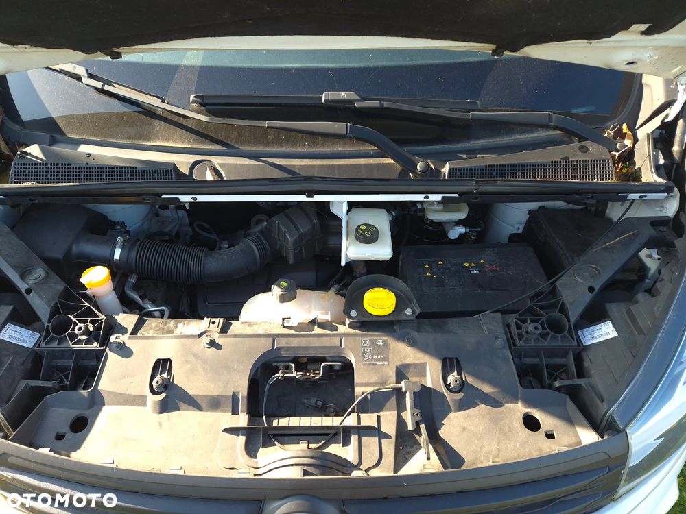 Renault Trafic - 13