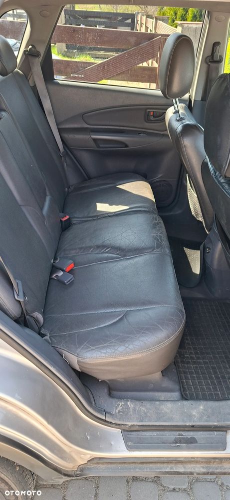 Hyundai Tucson 2.0 CRDi Active - 6