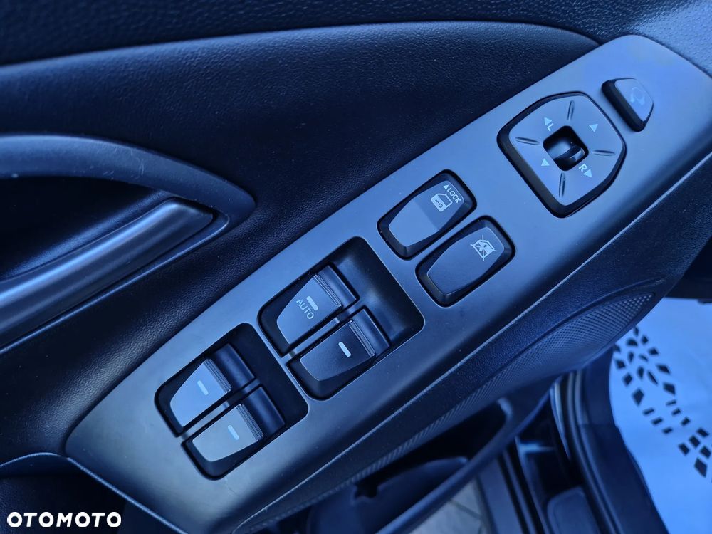 Hyundai ix35 - 25