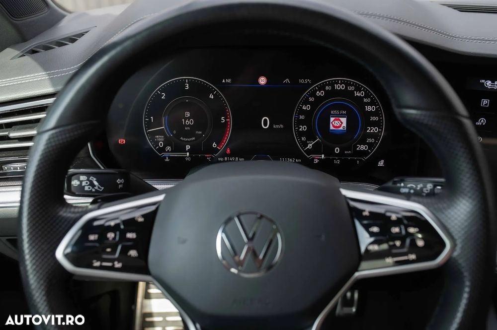 Volkswagen Touareg - 16