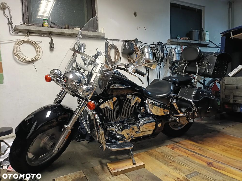 Honda VTX - 3