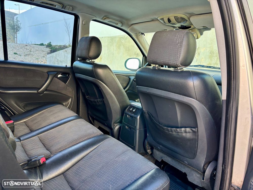 Mercedes-Benz ML 270 - 27